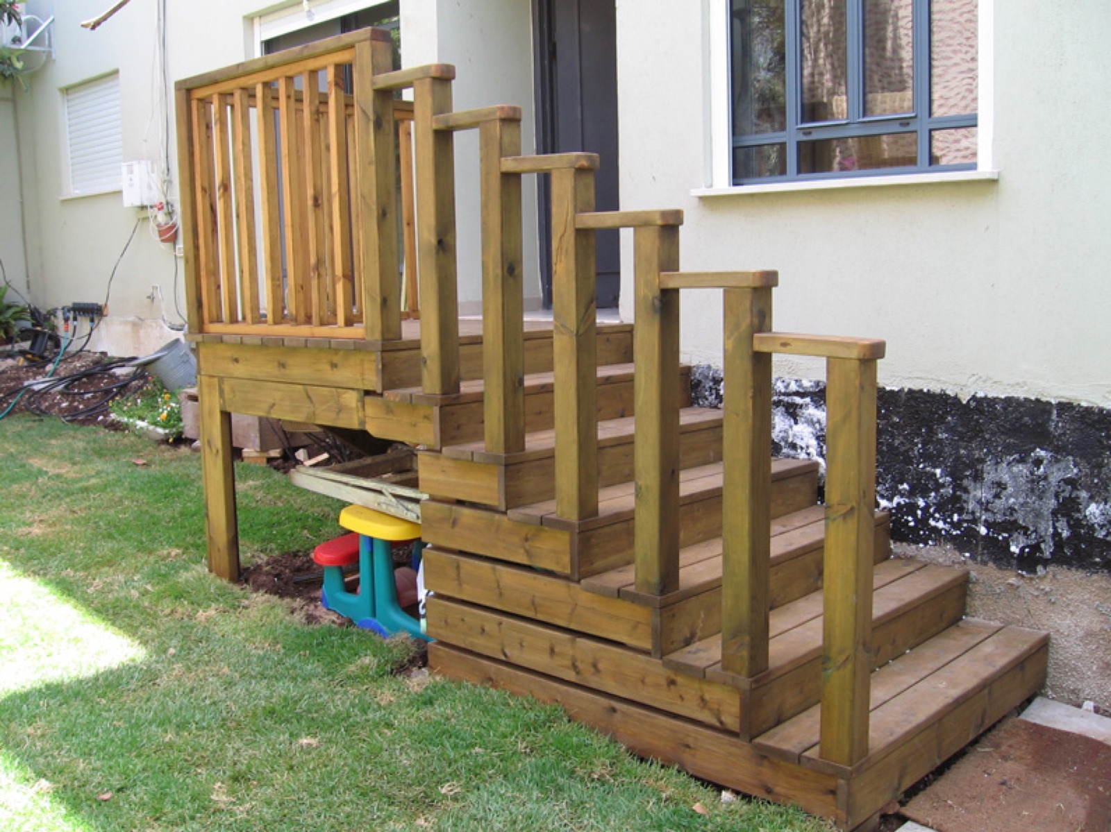 Iron picket railing